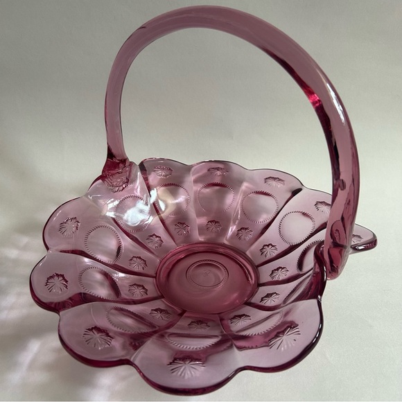 Vintage Fenton Glass Dusty Rose Reverse Stars and Sun Scalloped Edge Basket - Picture 3 of 10